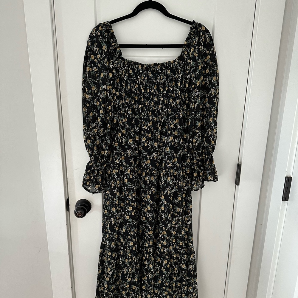 Boutique Dress - size medium